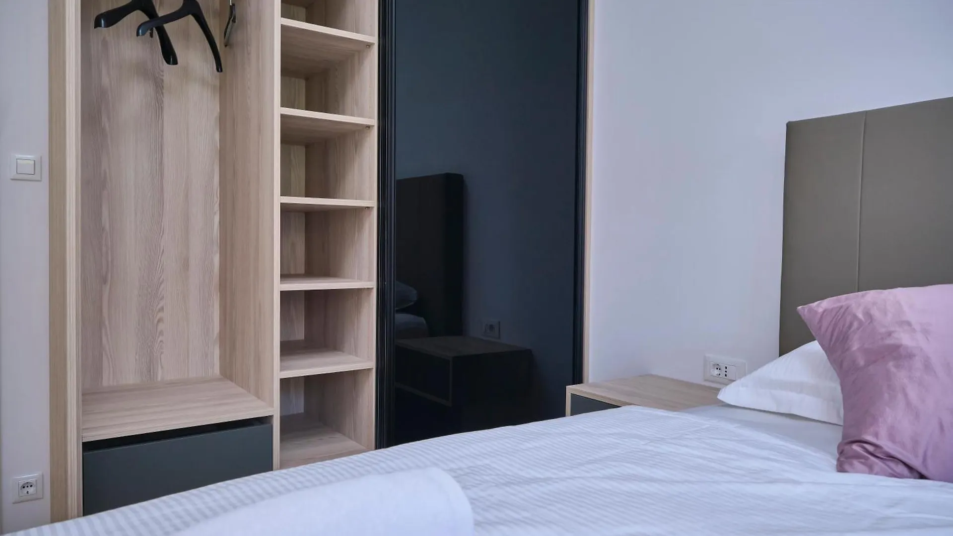Tropic Night Apartment By Litto Split Croatia