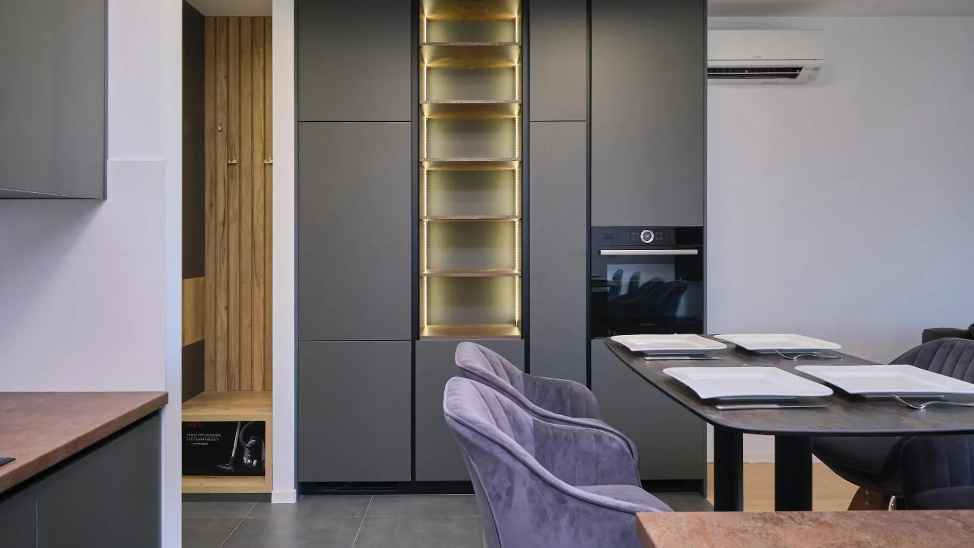 Tropic Night Apartment By Litto Split
